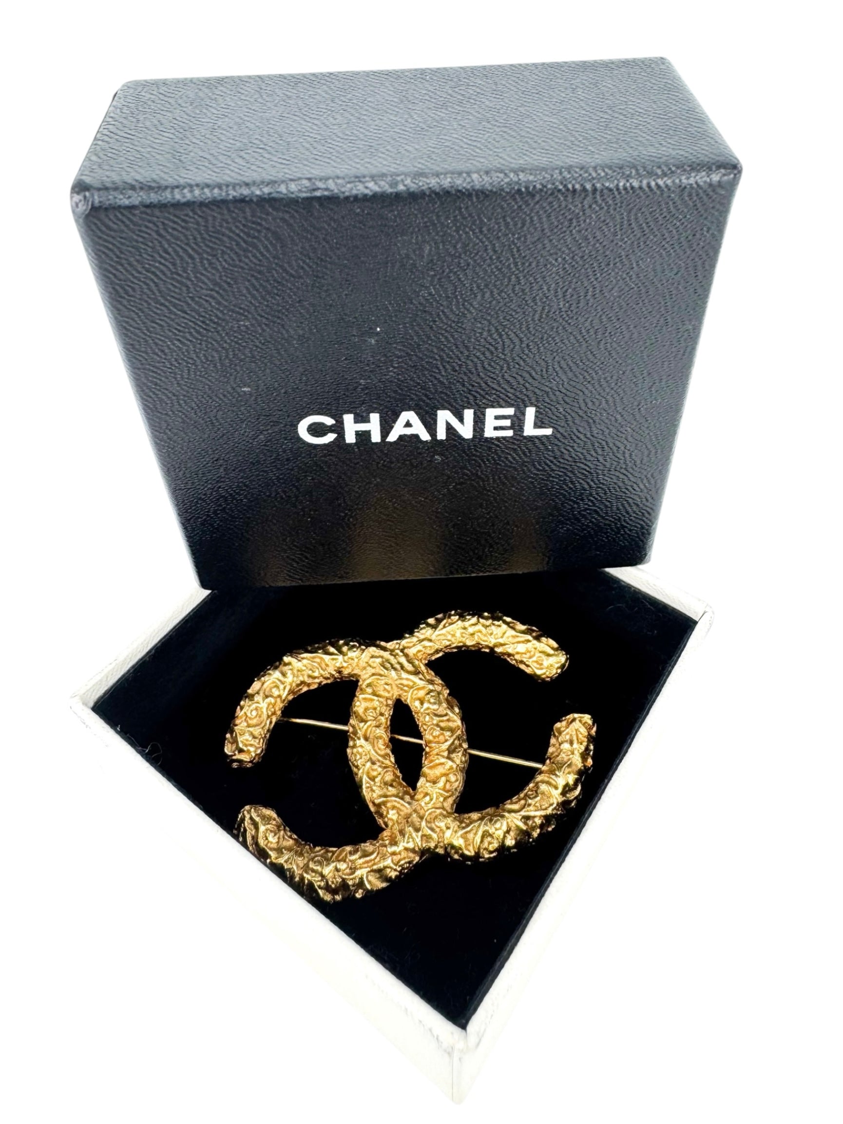 Chanel Gold Textured CC Brooch