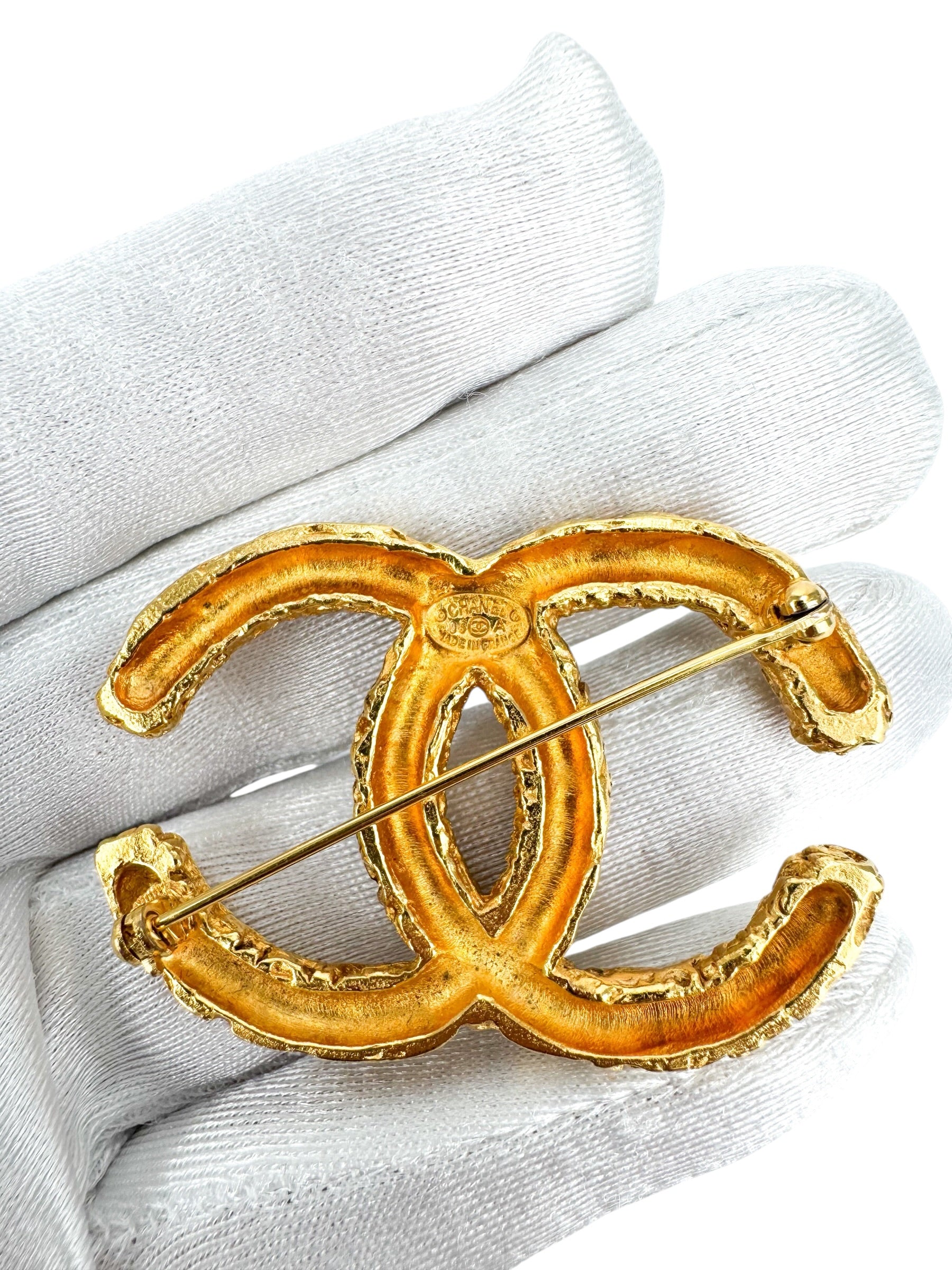 Chanel Gold Textured CC Brooch