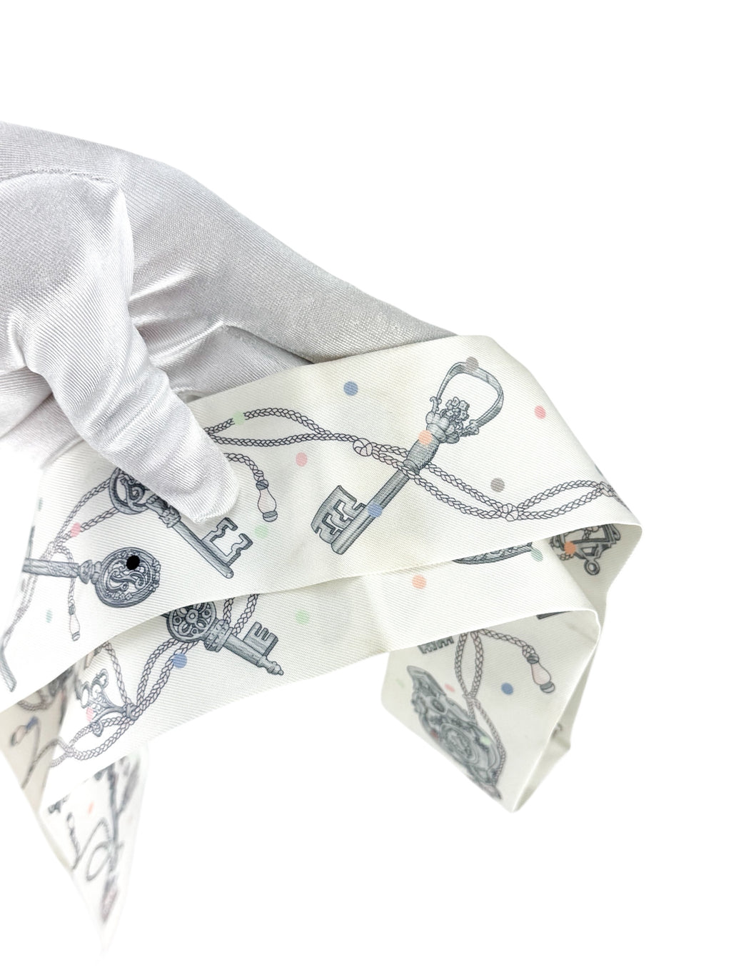 Hermes White Les Cles a Pois Silk Twilly